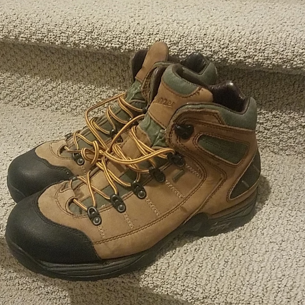 Mens hiking boots 454 5.5"